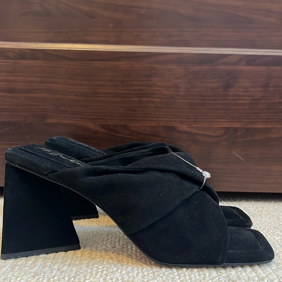 Matisse Women's Dawson Suede Leather Sandal Mule Block Heel size 8.5 NWOB - Picture 2 of 10